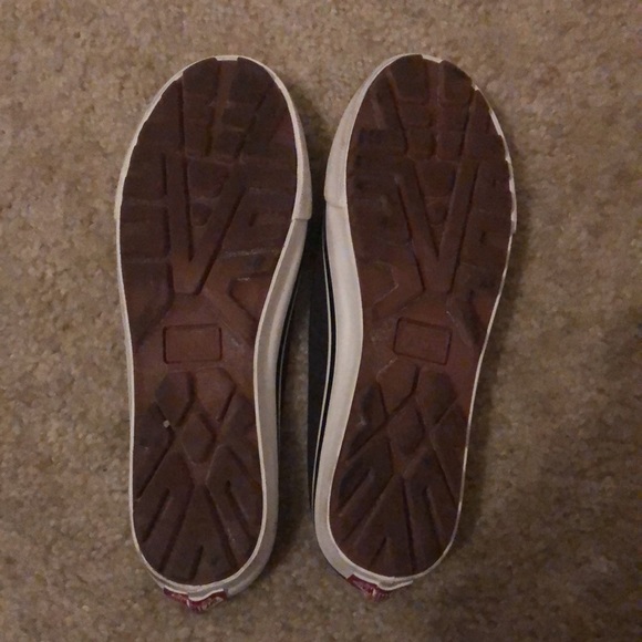 women’s vans - Picture 6 of 7